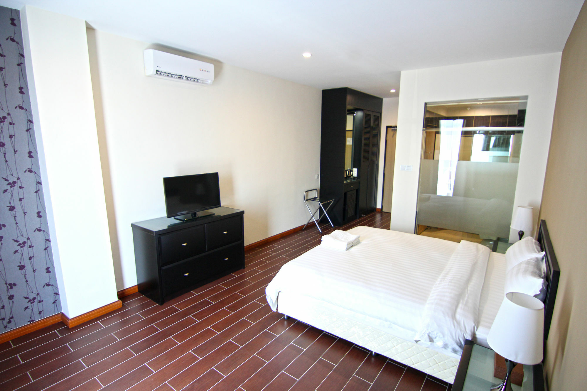 Putatan Platinum Hotel Kota Kinabalu Exterior foto